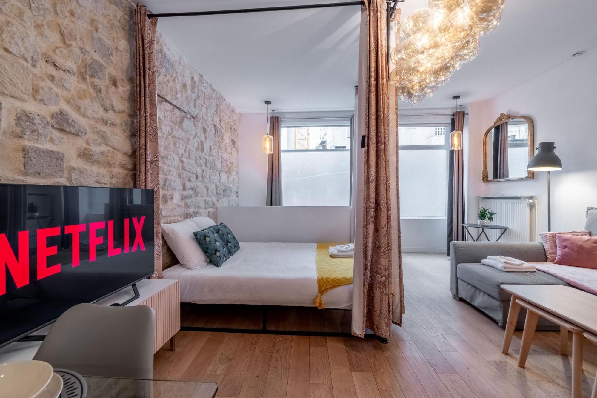 Appartement Spacieux Et Renove Paris Luaran gambar